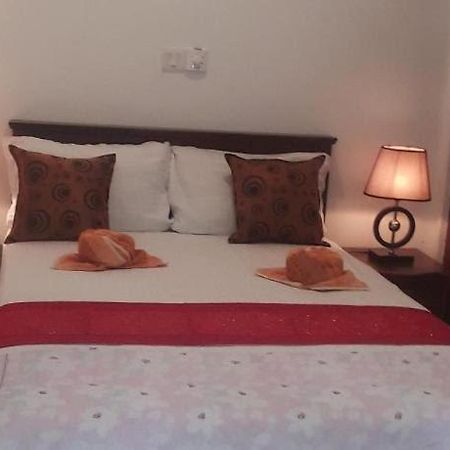 Gold Sand Resort Bentota Ngoại thất bức ảnh
