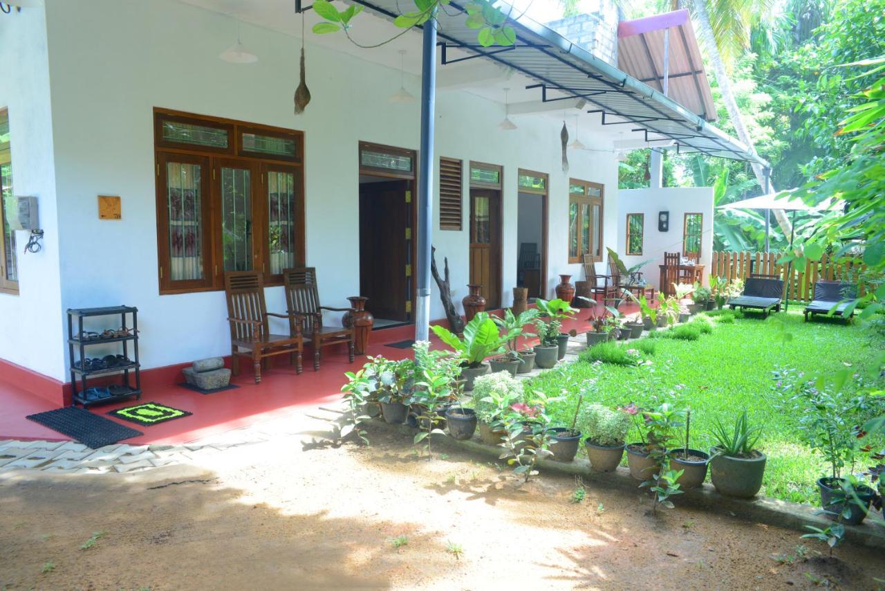 Gold Sand Resort Bentota Ngoại thất bức ảnh