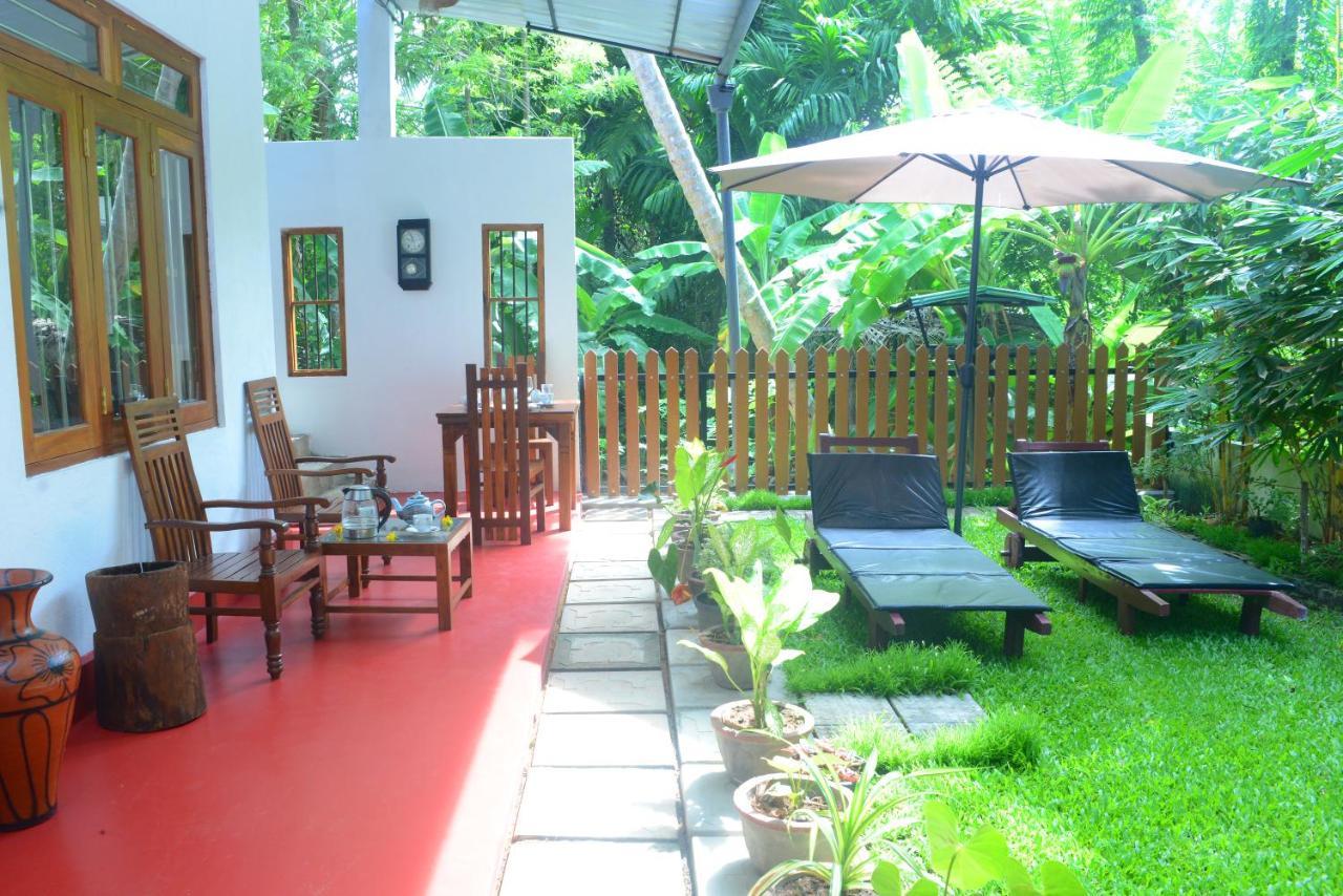 Gold Sand Resort Bentota Ngoại thất bức ảnh