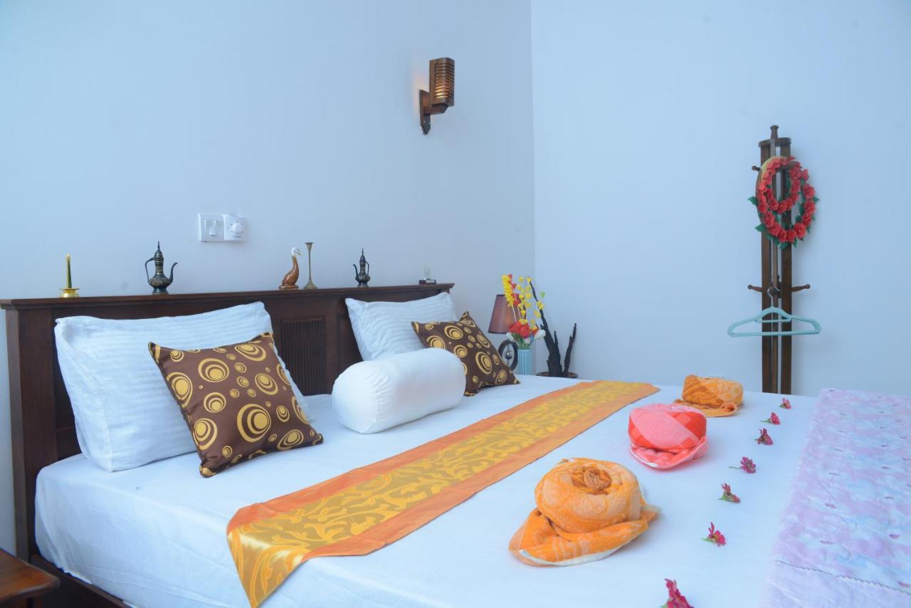 Gold Sand Resort Bentota Ngoại thất bức ảnh