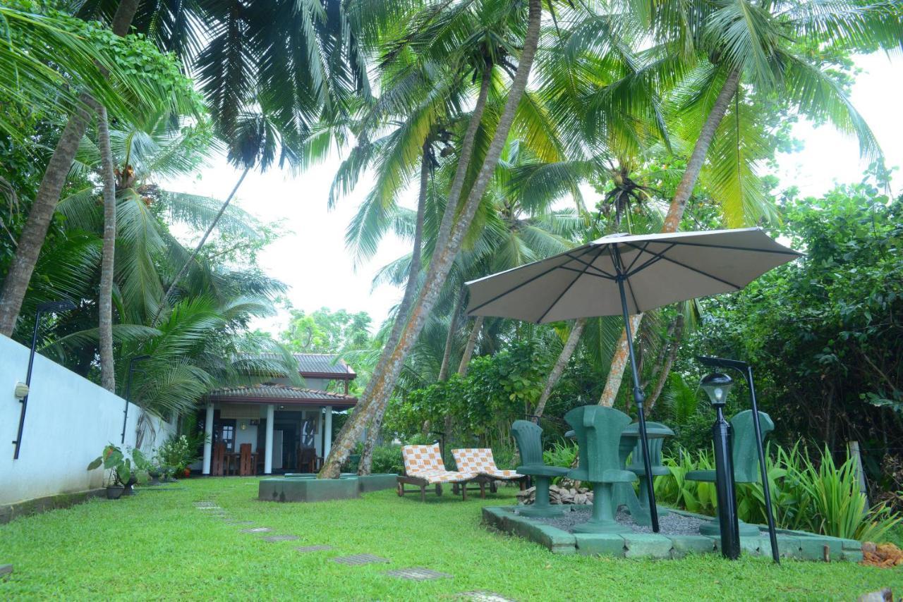 Gold Sand Resort Bentota Ngoại thất bức ảnh
