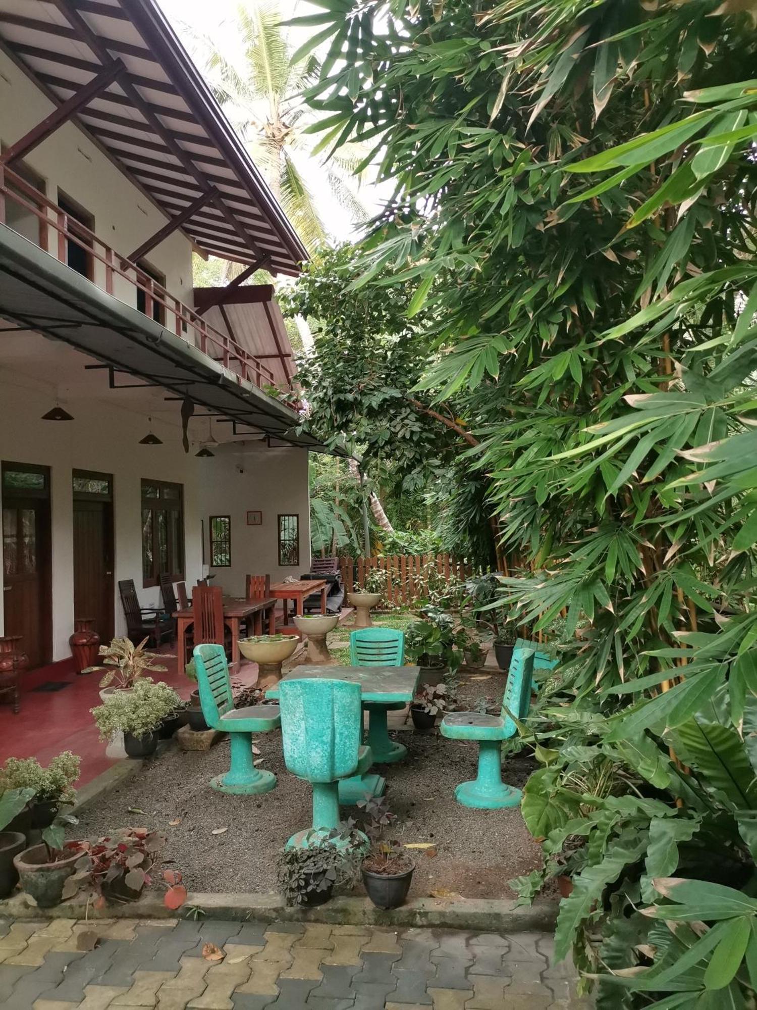 Gold Sand Resort Bentota Ngoại thất bức ảnh