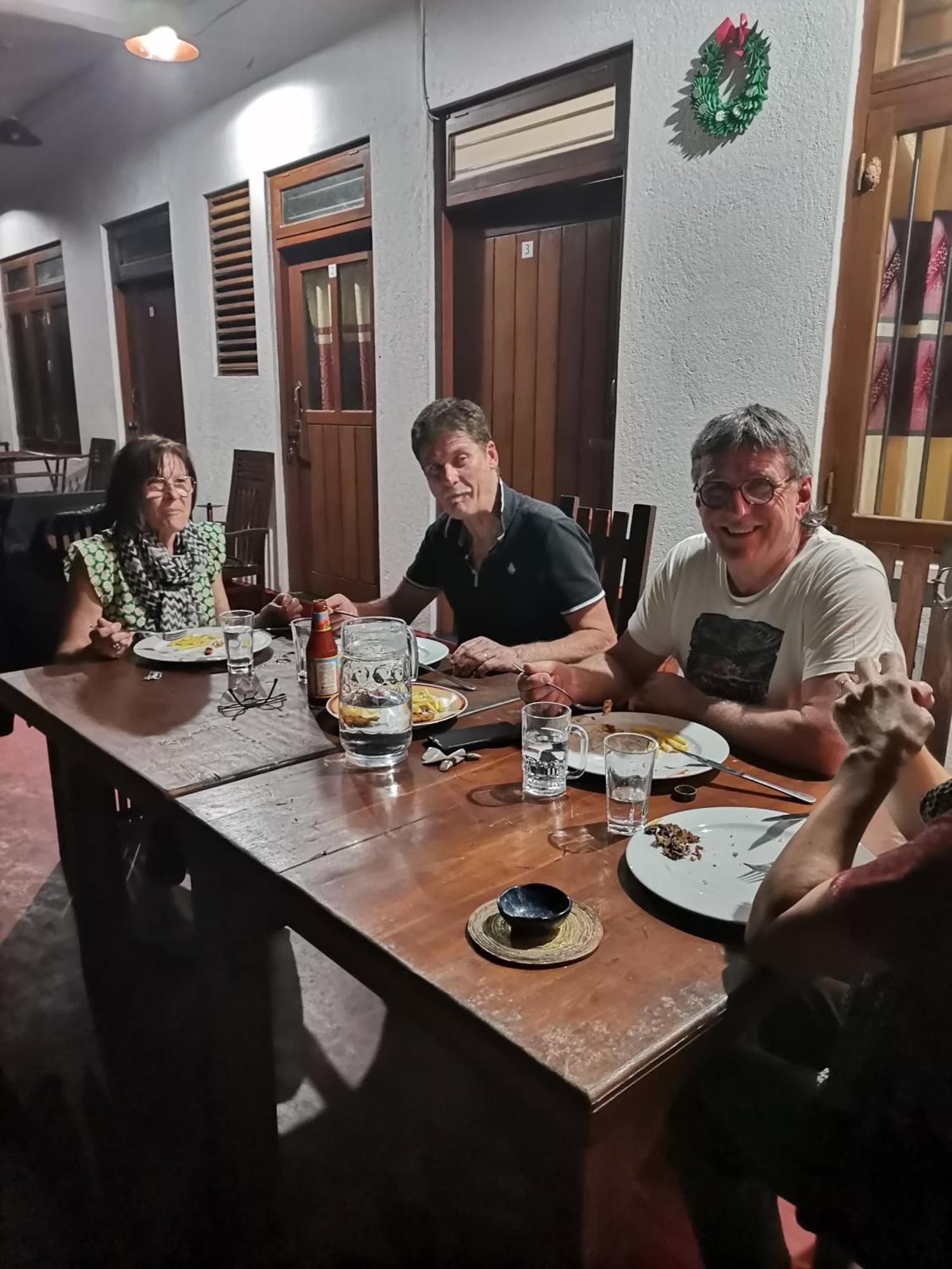 Gold Sand Resort Bentota Ngoại thất bức ảnh