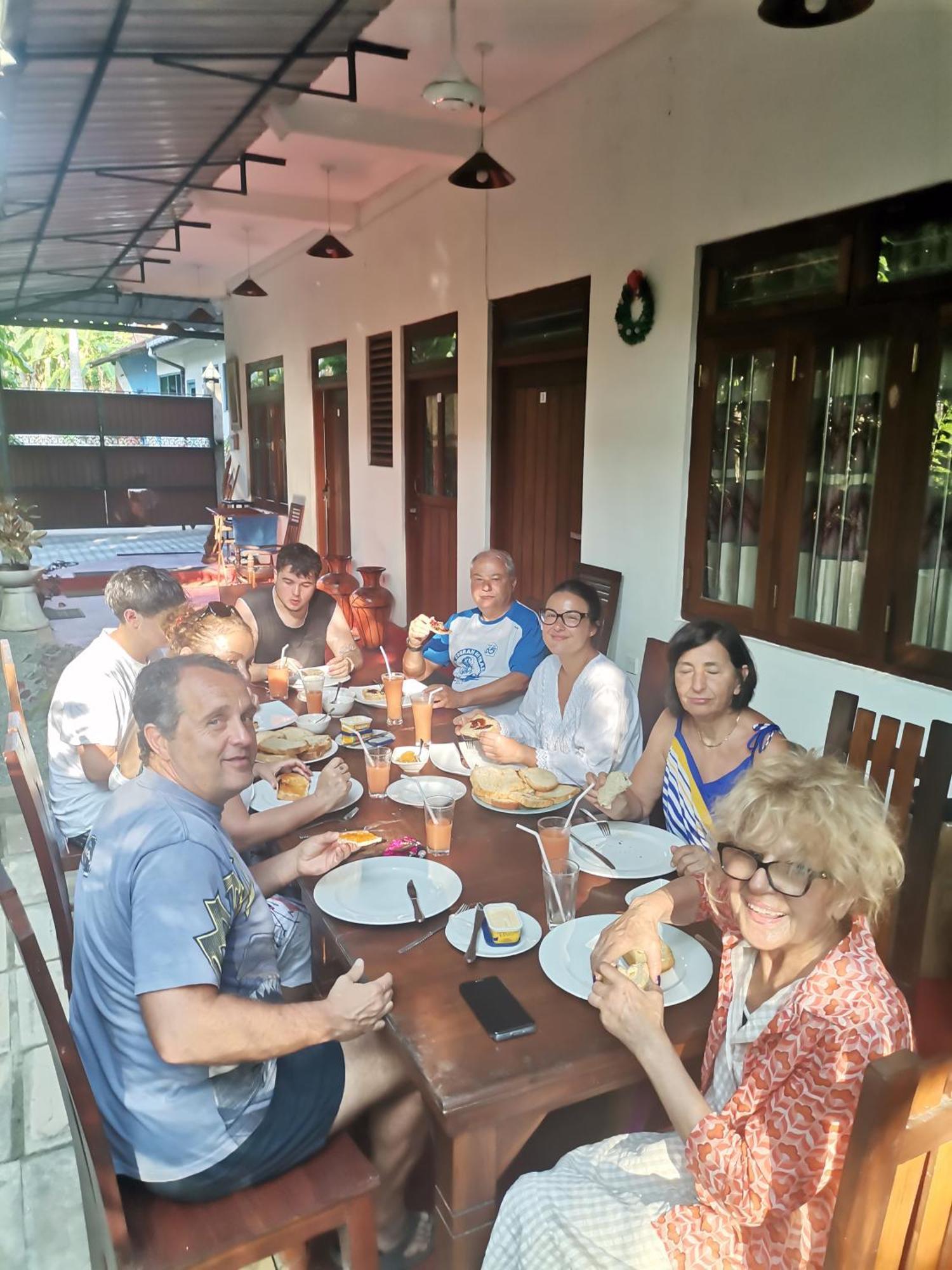 Gold Sand Resort Bentota Ngoại thất bức ảnh